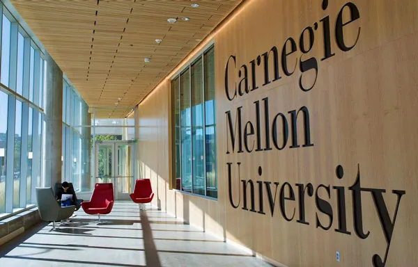 Universidad Carnegie Mellon